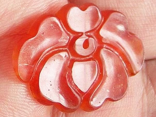 Flower 42 – (3831) Agate or glass